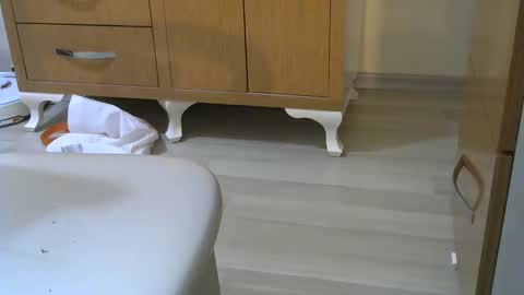 engin_83 online show from October 24, 9:26 pm