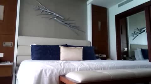 Snapshot of english_gent77 chatting on October 15, 8:09 pm Matt online show from October 15, 8:09 pm