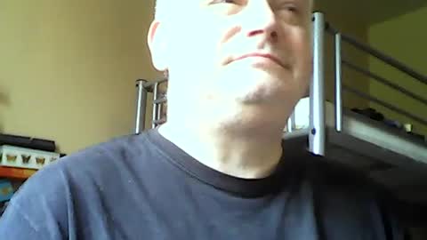 englishguysurrey online show from July 7, 6:58 am