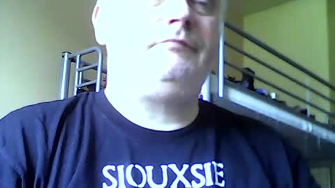 englishguysurrey online show from July 24, 9:28 am