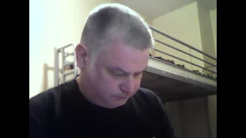 englishguysurrey online show from January 6, 7:01 am