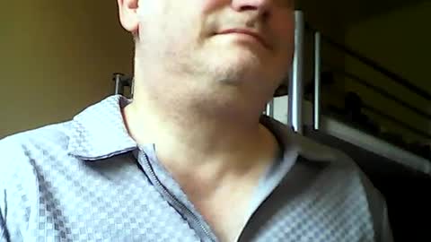 englishguysurrey online show from August 4, 6:09 am