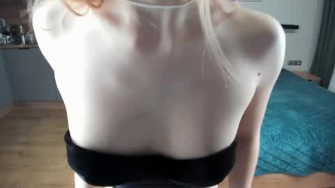 EnjoyEveryMoment online show from February 15, 4:12 pm