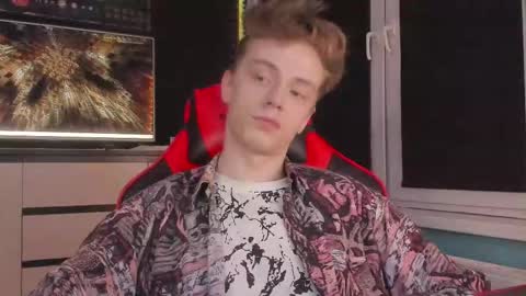 Enker online show from December 20, 1:45 am