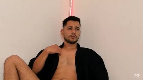 enmanuelgutierrez40 online show from January 16, 6:00 am