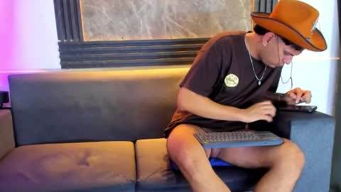 enrique online show from September 13, 12:40 pm