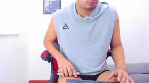 enrique online show from March 1, 12:34 pm