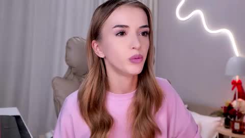 entya online show from December 16, 7:58 am