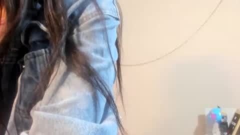 Angela online show from February 9, 10:54 pm