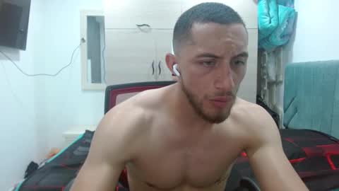 enzo_savage online show from September 14, 6:42 pm