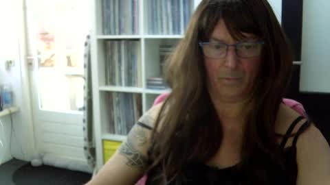 ErBee62 online show from March 6, 10:09 am