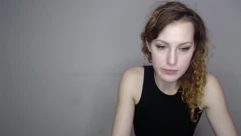 Erdbeeren mit Sahne online show from January 12, 12:01 pm