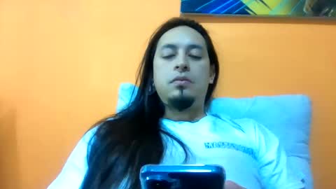 eren_mikasa69 online show from July 22, 5:09 am