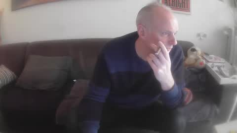 Snapshot of eric204 chatting on February 2, 7:52 am Eric online show from February 2, 7:52 am