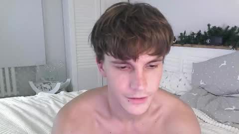 Eric Crush online show from December 22, 7:04 am