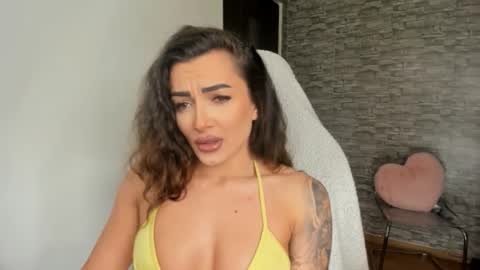 Riaaa online show from March 22, 7:51 pm