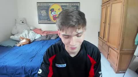 erick_de_rossee online show from March 12, 7:06 pm