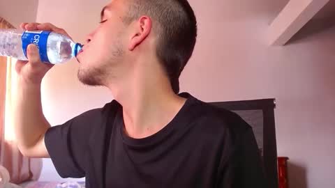 Erik rodriguez online show from October 14, 4:54 pm