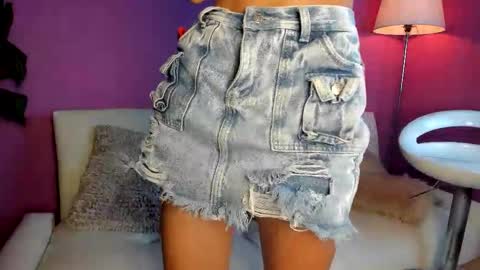 erika1717 online show from November 8, 2:20 pm