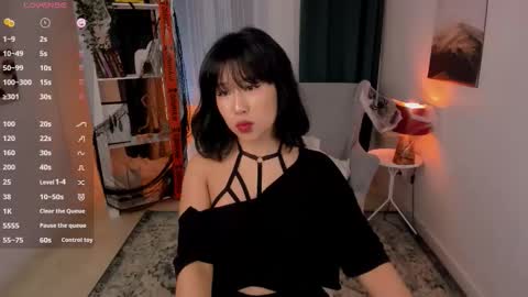 Snapshot of erika_kim chatting on October 22, 6:16 am erika_kim online show from October 22, 6:16 am