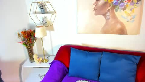 E R I K A  - L  Y R I C S online show from June 3, 6:49 am