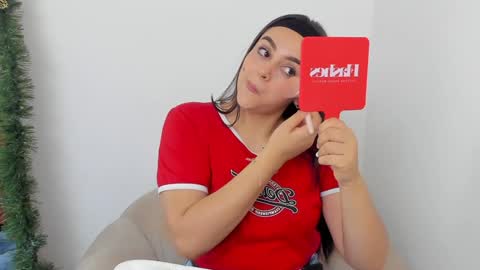 Erika Mendez online show from December 20, 7:50 pm