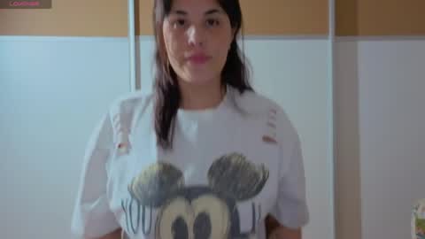 ErikaGloss online show from May 6, 2:34 pm