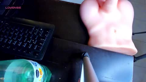 Erika online show from March 9, 9:24 am