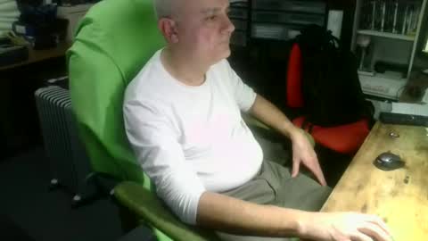 ernello online show from November 2, 11:05 pm