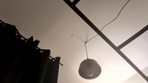 Hmmmhmmmm online show from April 22, 5:14 am