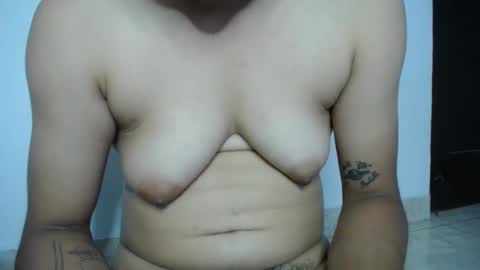 Eros Smith online show from December 19, 5:30 pm