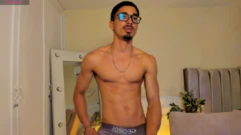 eros_becker_ online show from April 7, 4:58 am