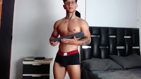 Eros online show from March 4, 11:46 pm