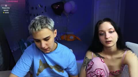 Amalia  Lexie online show from April 1, 1:41 pm