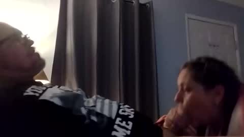 eskewrichard0437131 online show from April 16, 6:24 am