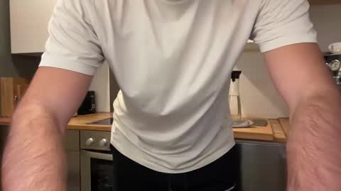 Snapshot of eskp chatting on October 20, 4:45 pm eskp online show from October 20, 4:45 pm