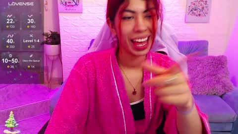 Esmeralda online show from December 30, 6:20 am