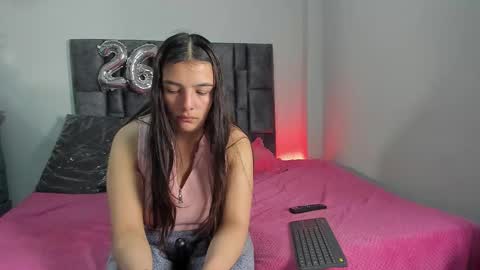 Perla online show from March 20, 7:13 am