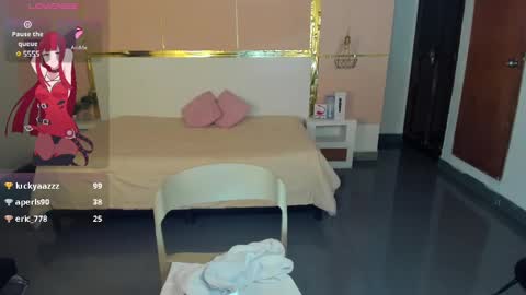 ESMERALDA online show from March 6, 9:25 am