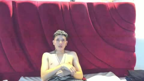 ESTEBAN online show from January 8, 8:14 pm