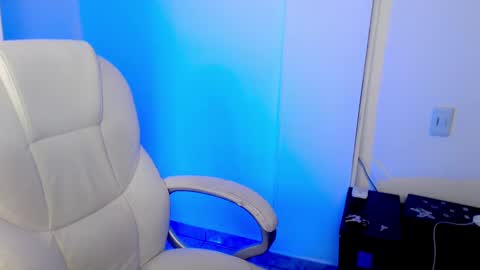 ESTEBAN online show from February 1, 2:16 am