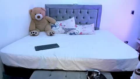 estehefany_gil online show from January 11, 4:07 am