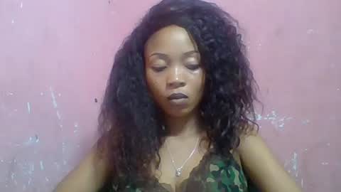 estelah20 online show from September 15, 9:44 am