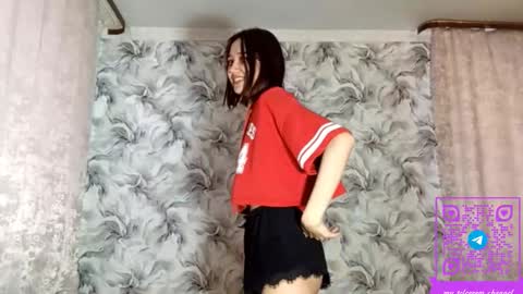 estellekirbo online show from February 13, 11:13 am