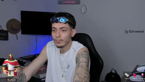 estivenvel online show from October 21, 6:00 pm