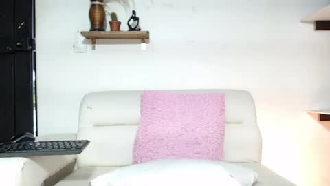 john online show from April 17, 3:14 pm