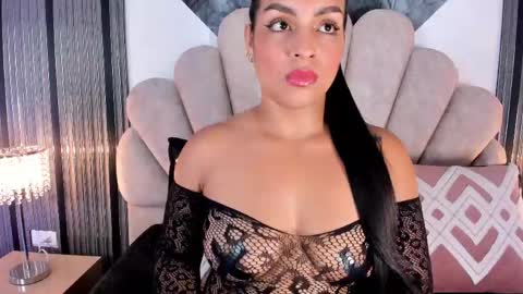 Estrella Garcia  online show from May 22, 1:29 pm
