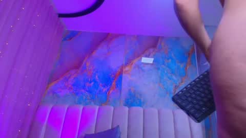 Estrella online show from February 12, 12:09 pm