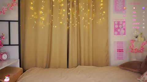 Anna  online show from March 5, 9:02 pm