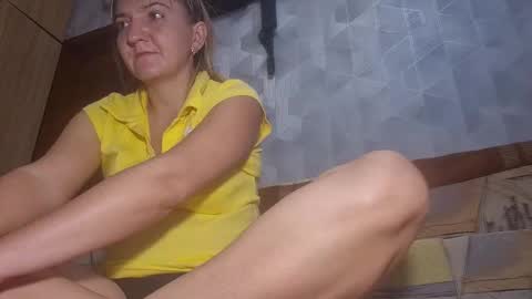 Snapshot of estrellawalters chatting on September 24, 10:44 am estrellawalters online show from September 24, 10:44 am